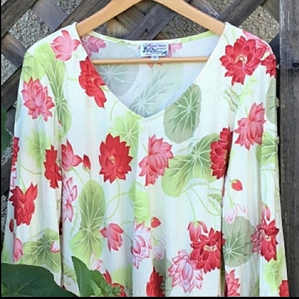 PRICE DROP Tunic Top Made in Hawaii 🌴